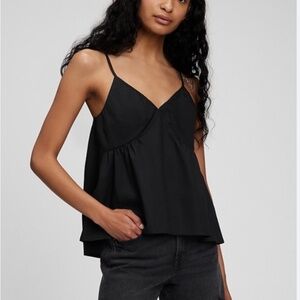 NWT - Gap V-Neck Pleated Cami in Black - Size Small Petite